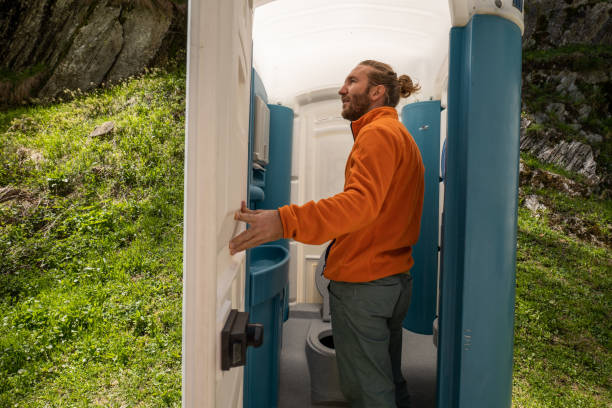 Best Portable restroom trailer rental  in Moore, OK